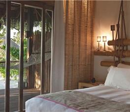 Constance Moofushi Resort Maldives 