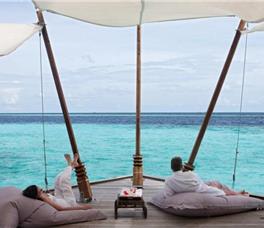 Constance Moofushi Resort Maldives 