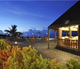 Holiday Island Resort & Spa 