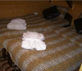 Vila 3 dhoma gjumi + dhoma ndenjeje