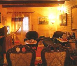 Vila 3 dhoma gjumi + dhoma ndenjeje