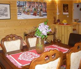 Vila 3 dhoma gjumi + dhoma ndenjeje