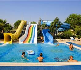Aska Costa Holiday Club