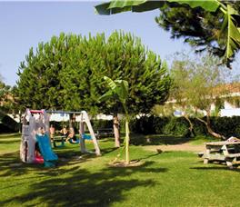 Aska Costa Holiday Club