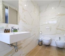 Saranda International Hotel