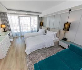 Double room Standard Side Sea view with Double or Twin bed
