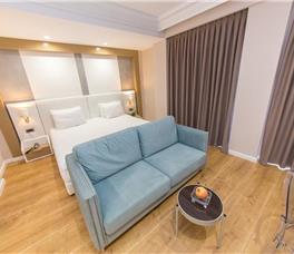 Double room Superior with Partial Sea view