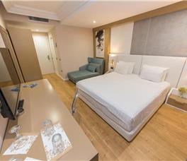 Double room Superior with Partial Sea view