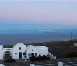 Athiri Santorini Family Friendly Hotel