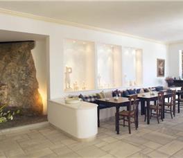 Pelican Bay Art Hotel