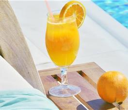 Pelican Bay Art Hotel