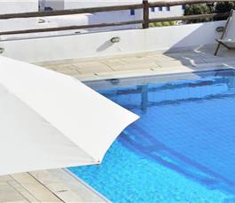 Pelican Bay Art Hotel