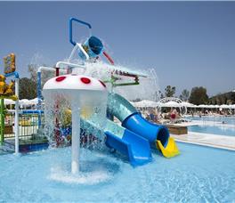 Ramada Resort Kusadasi & Golf