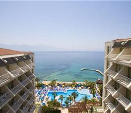 Fantasia Deluxe Hotel