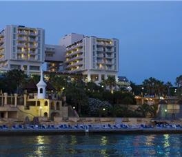 Fantasia Deluxe Hotel