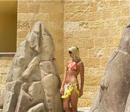 Fantasia Deluxe Hotel