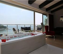 Charisma Deluxe Hotel Kusadasi