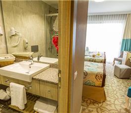 Izgrev Hotel Spa & Acquapark