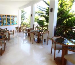 Onura Holiday Village