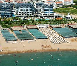 Commodore Elite Suites & Spa