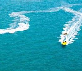 Commodore Elite Suites & Spa