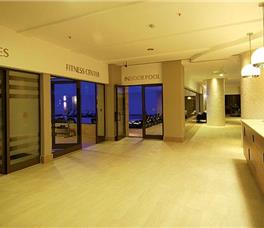 Commodore Elite Suites & Spa