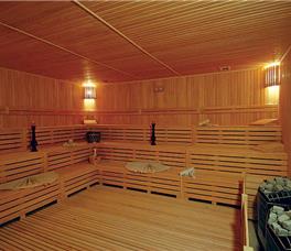 Commodore Elite Suites & Spa