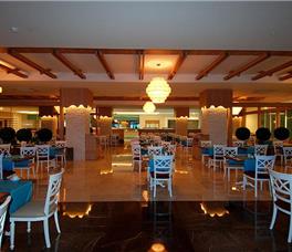 Commodore Elite Suites & Spa