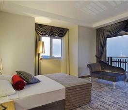 Justiniano Deluxe Resort