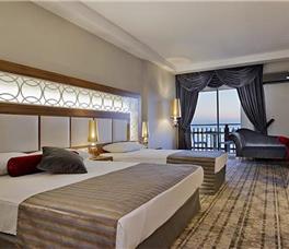 Justiniano Deluxe Resort