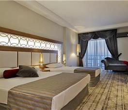 Justiniano Deluxe Resort