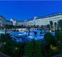 Crystal Admiral Resort Suites & Spa