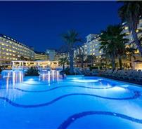 Crystal Admiral Resort Suites & Spa