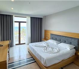 Dolce Vita by Bonita Classic