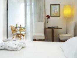 Dhome dyshe garden view