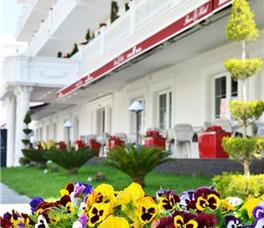 Flower Hotel & SPA