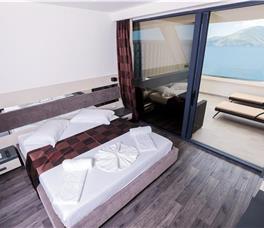 Double room Deluxe with Terrace and Panoramic Sea view