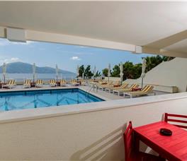 Four-bedded Room Pool view