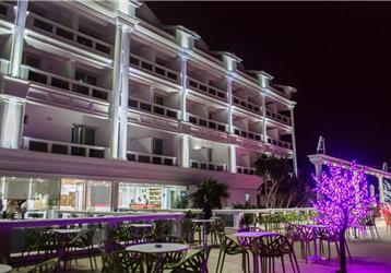 Santa Quaranta Premium Resort 