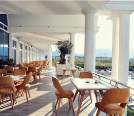 Velipoja Grand Europa Resort