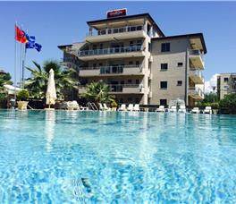 Godija Hotel & Suites