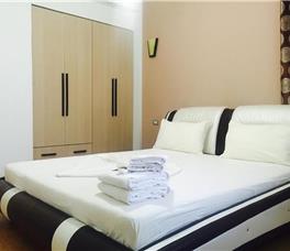 Godija Hotel & Suites