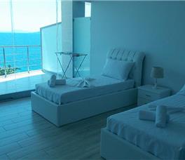 Oceanic Overview Suites