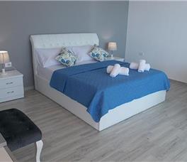 Oceanic Overview Suites