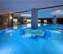 Sea World Resort & Spa