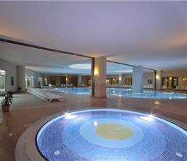 Sea World Resort & Spa