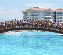 Sea World Resort & Spa