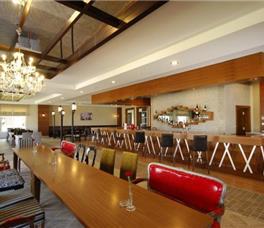 Sea World Resort & Spa