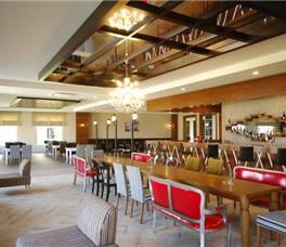 Sea World Resort & Spa