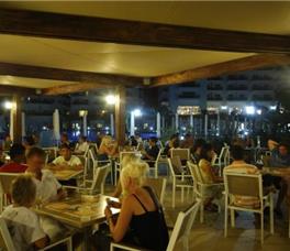 Sea World Resort & Spa